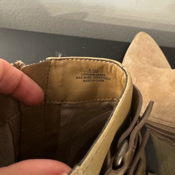 Gianni‎ Bini Women’s Beige Booties Size 5.5 - Picture 5 of 9